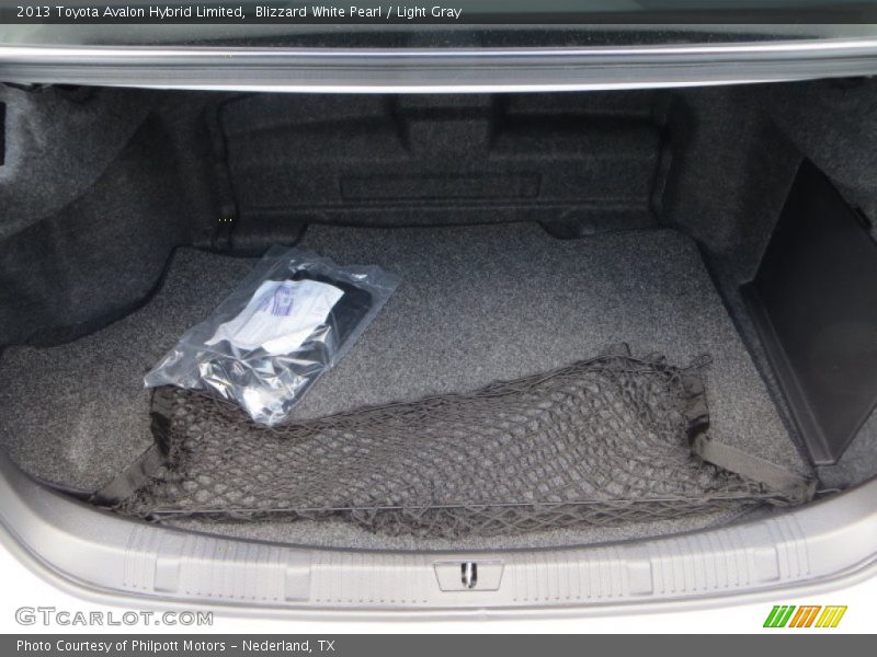 Blizzard White Pearl / Light Gray 2013 Toyota Avalon Hybrid Limited