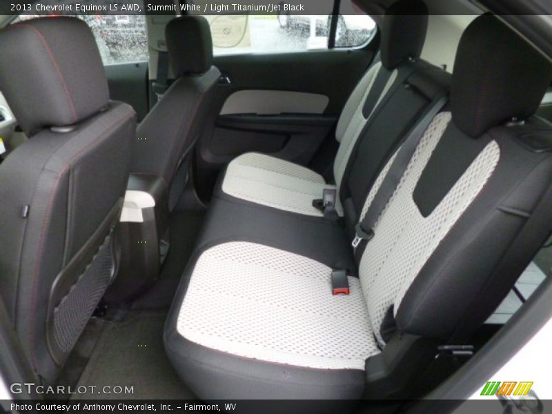 Summit White / Light Titanium/Jet Black 2013 Chevrolet Equinox LS AWD