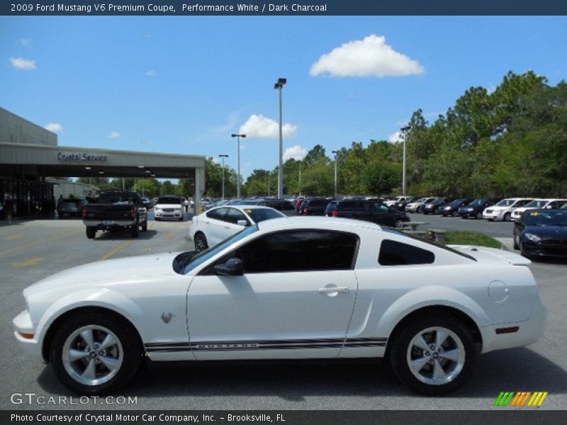 Performance White / Dark Charcoal 2009 Ford Mustang V6 Premium Coupe