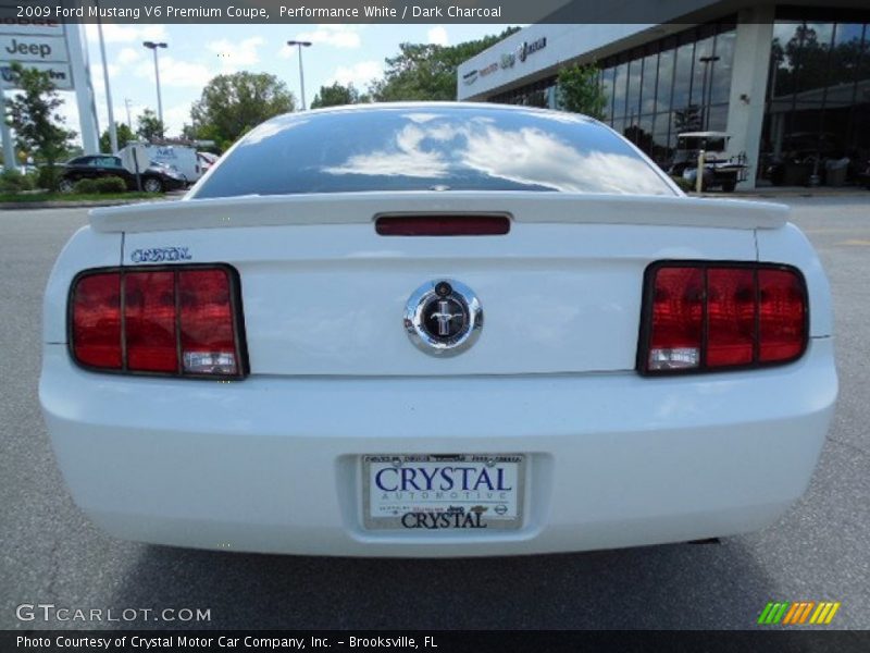 Performance White / Dark Charcoal 2009 Ford Mustang V6 Premium Coupe