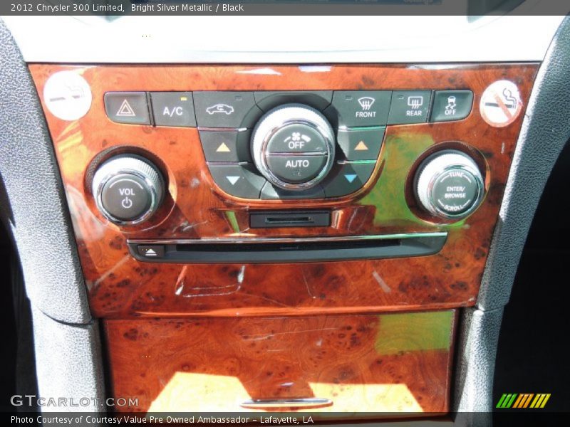 Bright Silver Metallic / Black 2012 Chrysler 300 Limited