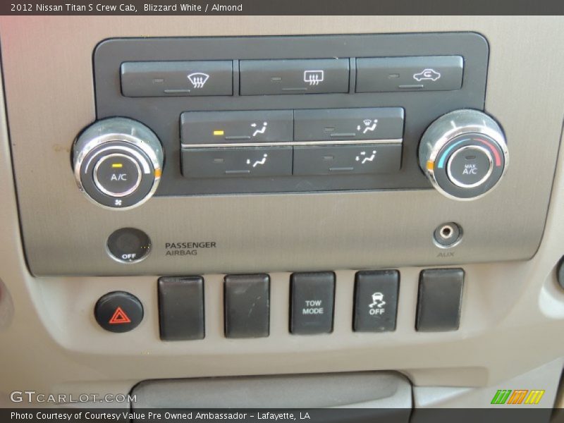 Controls of 2012 Titan S Crew Cab