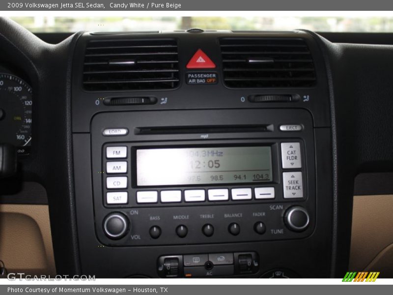 Candy White / Pure Beige 2009 Volkswagen Jetta SEL Sedan