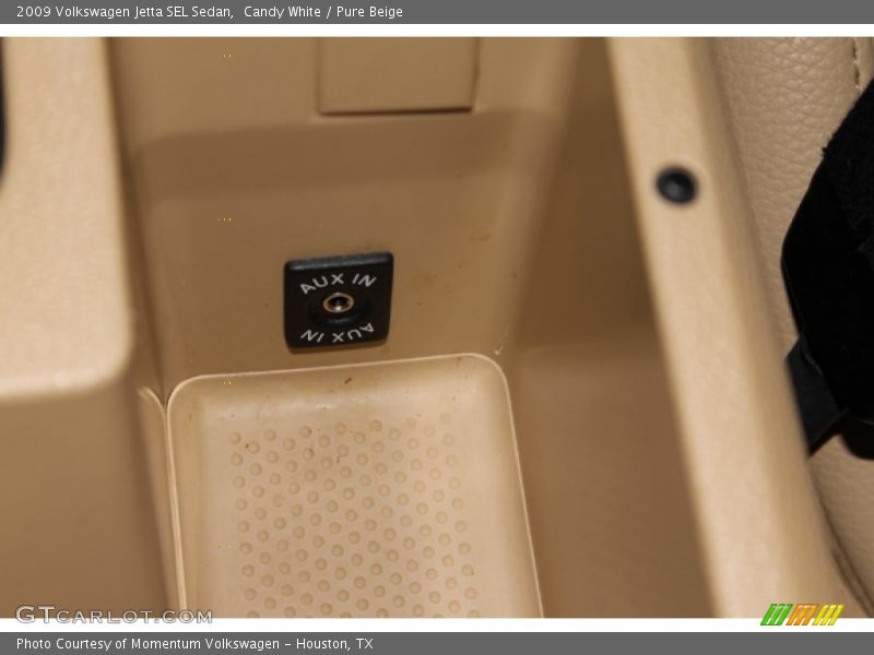 Candy White / Pure Beige 2009 Volkswagen Jetta SEL Sedan
