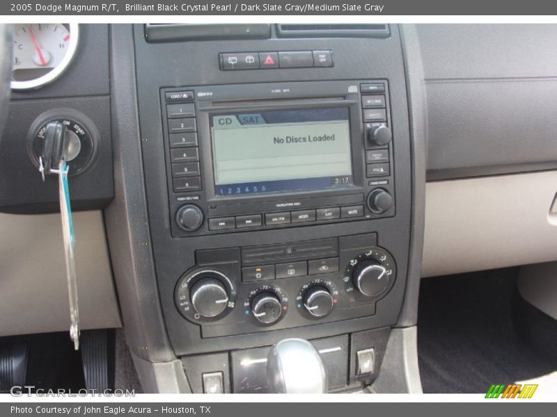 Brilliant Black Crystal Pearl / Dark Slate Gray/Medium Slate Gray 2005 Dodge Magnum R/T