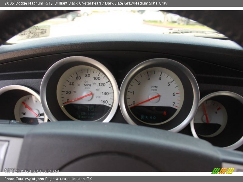 Brilliant Black Crystal Pearl / Dark Slate Gray/Medium Slate Gray 2005 Dodge Magnum R/T