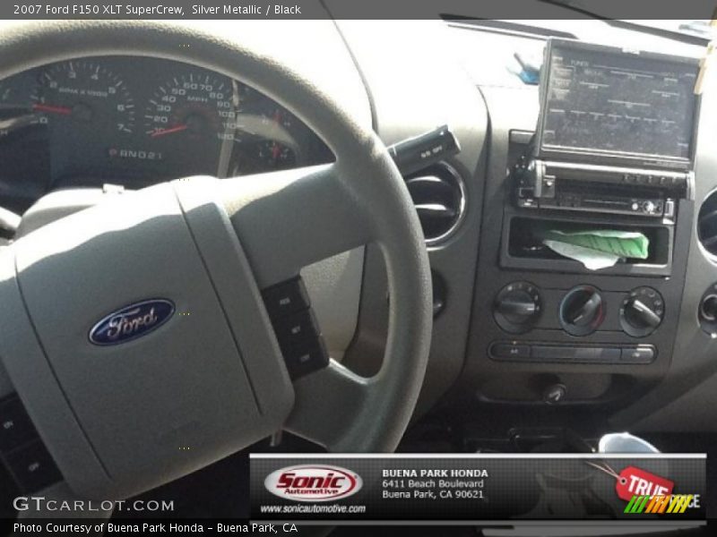 Silver Metallic / Black 2007 Ford F150 XLT SuperCrew