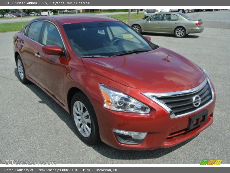 Cayenne Red / Charcoal 2013 Nissan Altima 2.5 S