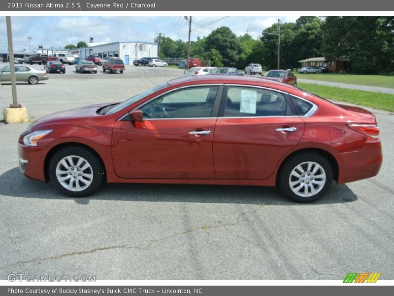 Cayenne Red / Charcoal 2013 Nissan Altima 2.5 S