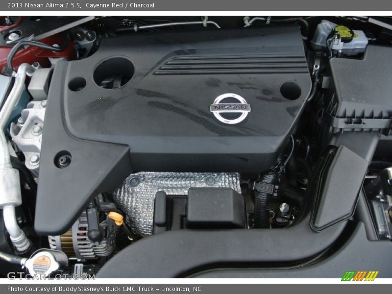 Cayenne Red / Charcoal 2013 Nissan Altima 2.5 S