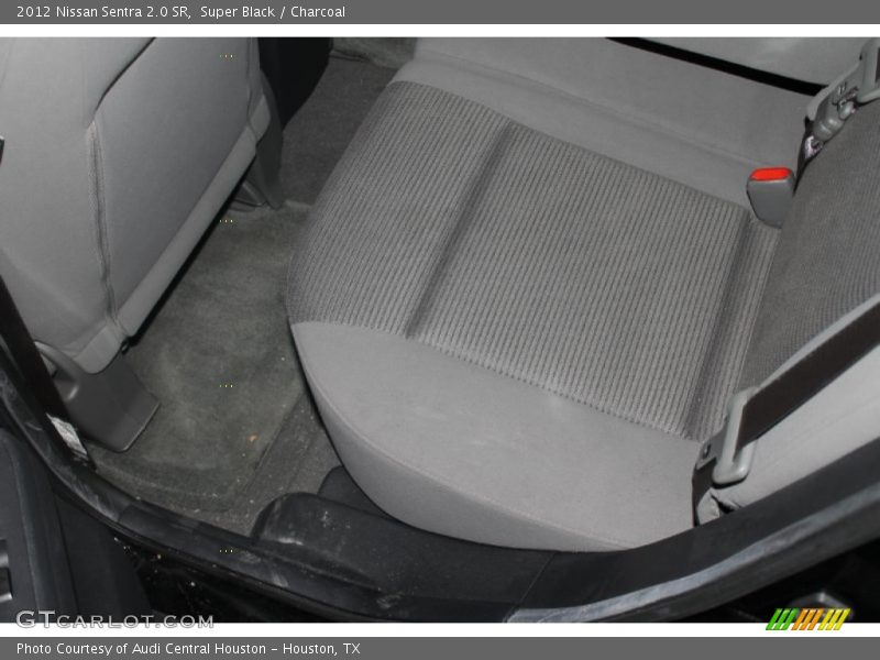 Super Black / Charcoal 2012 Nissan Sentra 2.0 SR