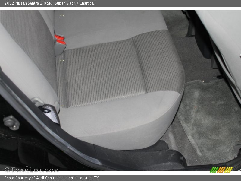 Super Black / Charcoal 2012 Nissan Sentra 2.0 SR