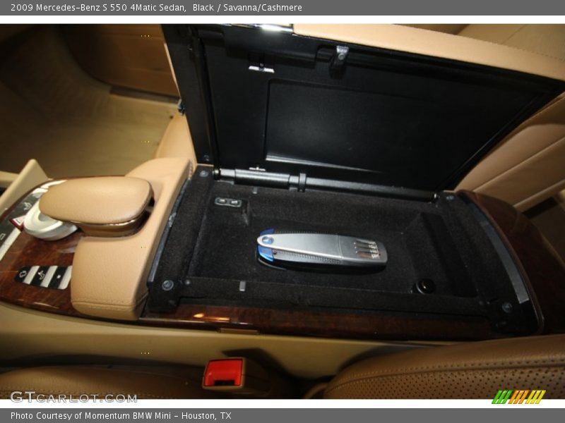 Black / Savanna/Cashmere 2009 Mercedes-Benz S 550 4Matic Sedan
