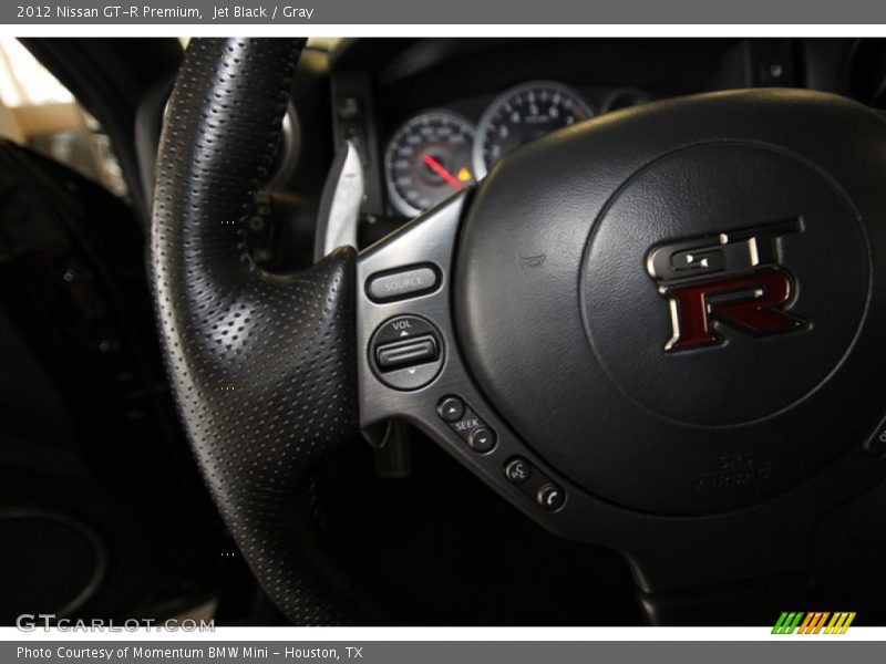 Controls of 2012 GT-R Premium