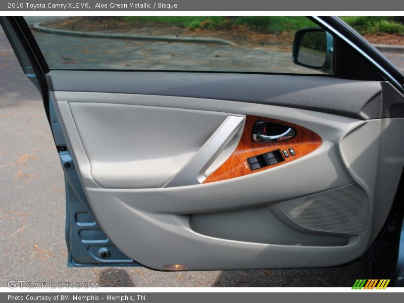 Aloe Green Metallic / Bisque 2010 Toyota Camry XLE V6