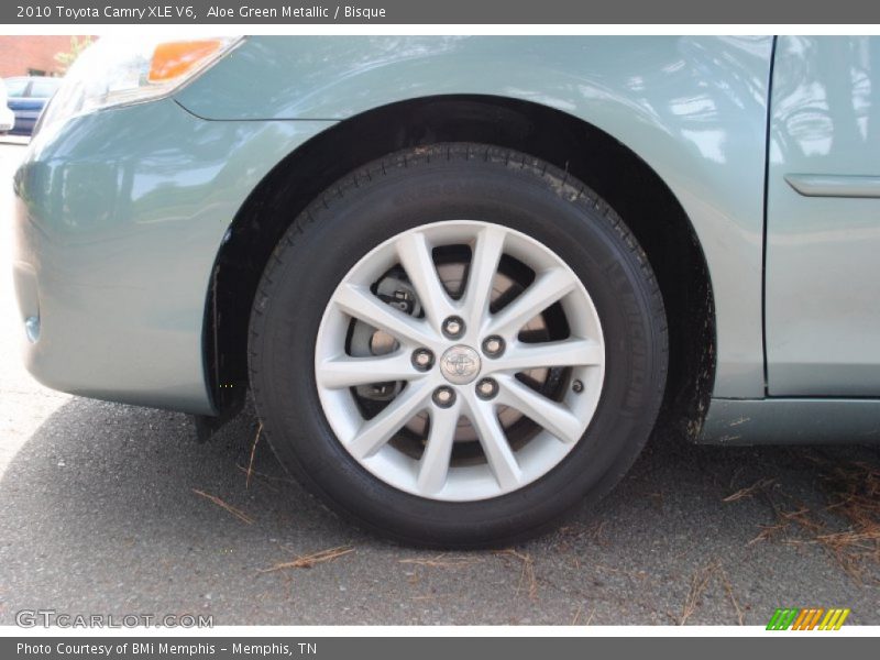 Aloe Green Metallic / Bisque 2010 Toyota Camry XLE V6