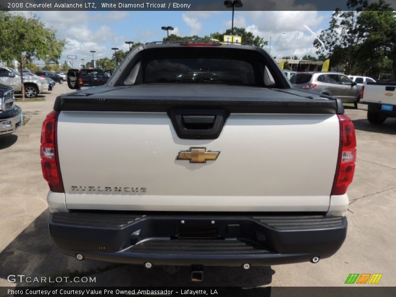 White Diamond Tricoat / Ebony 2008 Chevrolet Avalanche LTZ