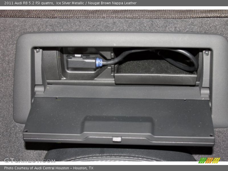 Ice Silver Metallic / Nougat Brown Nappa Leather 2011 Audi R8 5.2 FSI quattro