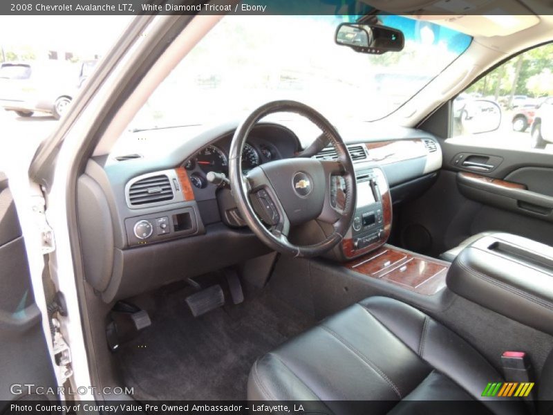 White Diamond Tricoat / Ebony 2008 Chevrolet Avalanche LTZ