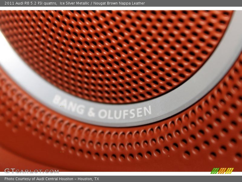 Audio System of 2011 R8 5.2 FSI quattro