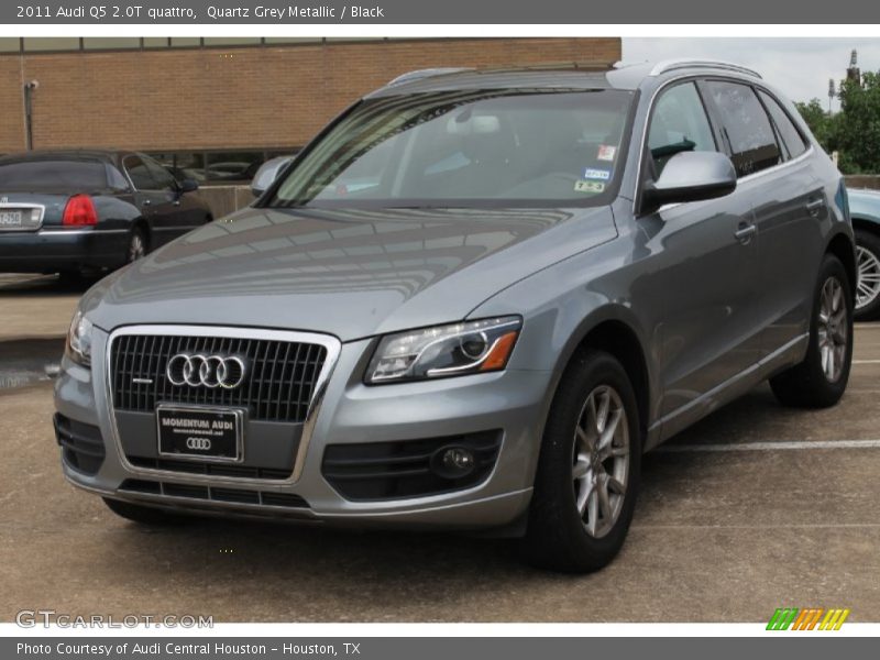 Quartz Grey Metallic / Black 2011 Audi Q5 2.0T quattro