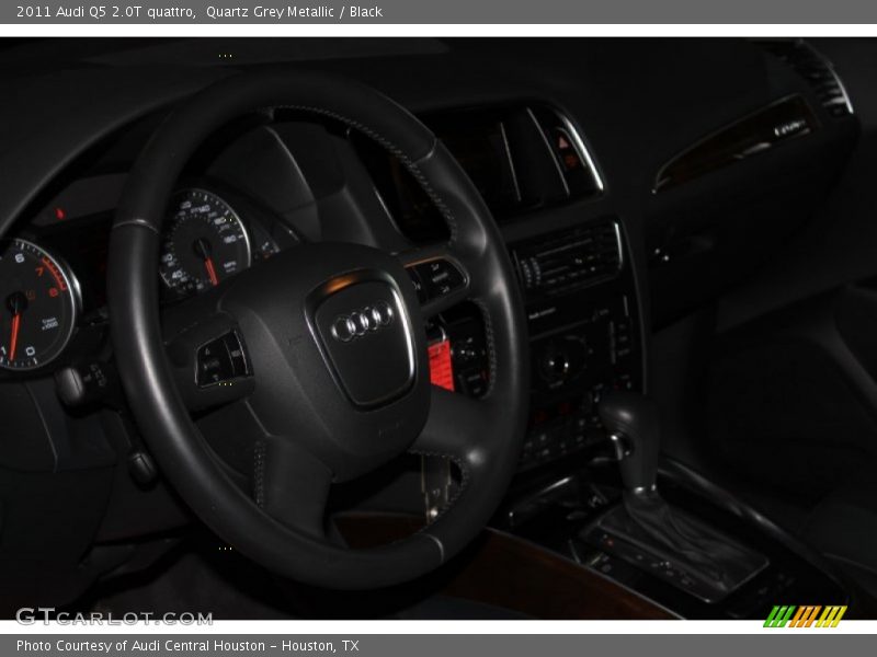 Quartz Grey Metallic / Black 2011 Audi Q5 2.0T quattro