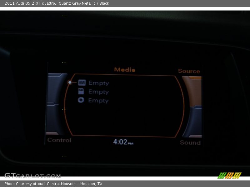 Quartz Grey Metallic / Black 2011 Audi Q5 2.0T quattro