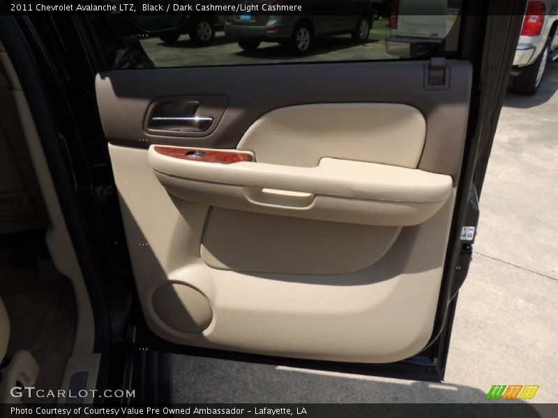 Black / Dark Cashmere/Light Cashmere 2011 Chevrolet Avalanche LTZ