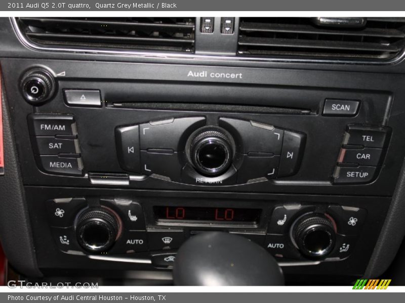 Quartz Grey Metallic / Black 2011 Audi Q5 2.0T quattro
