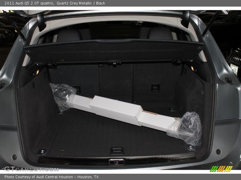 Quartz Grey Metallic / Black 2011 Audi Q5 2.0T quattro