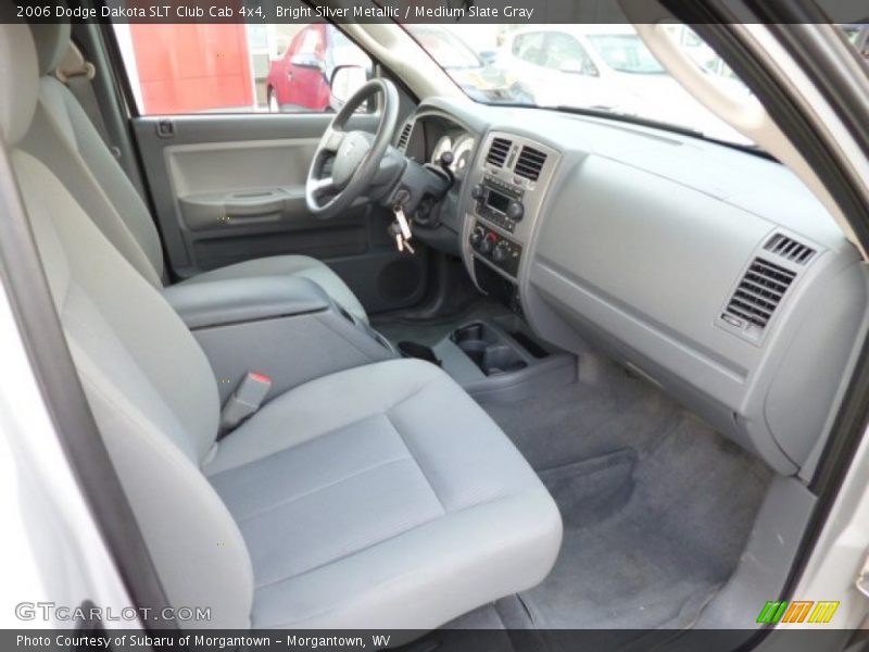 Bright Silver Metallic / Medium Slate Gray 2006 Dodge Dakota SLT Club Cab 4x4