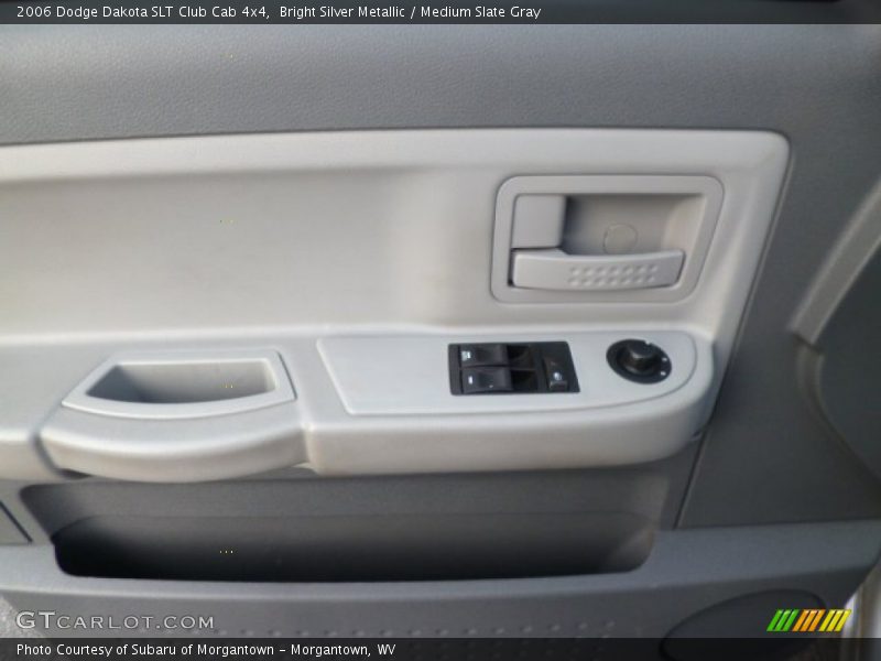 Bright Silver Metallic / Medium Slate Gray 2006 Dodge Dakota SLT Club Cab 4x4