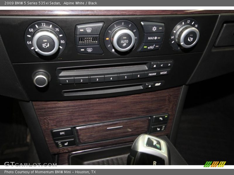 Alpine White / Black 2009 BMW 5 Series 535xi Sedan