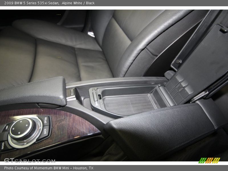 Alpine White / Black 2009 BMW 5 Series 535xi Sedan