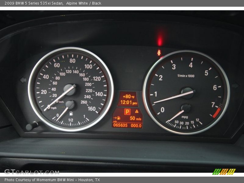Alpine White / Black 2009 BMW 5 Series 535xi Sedan