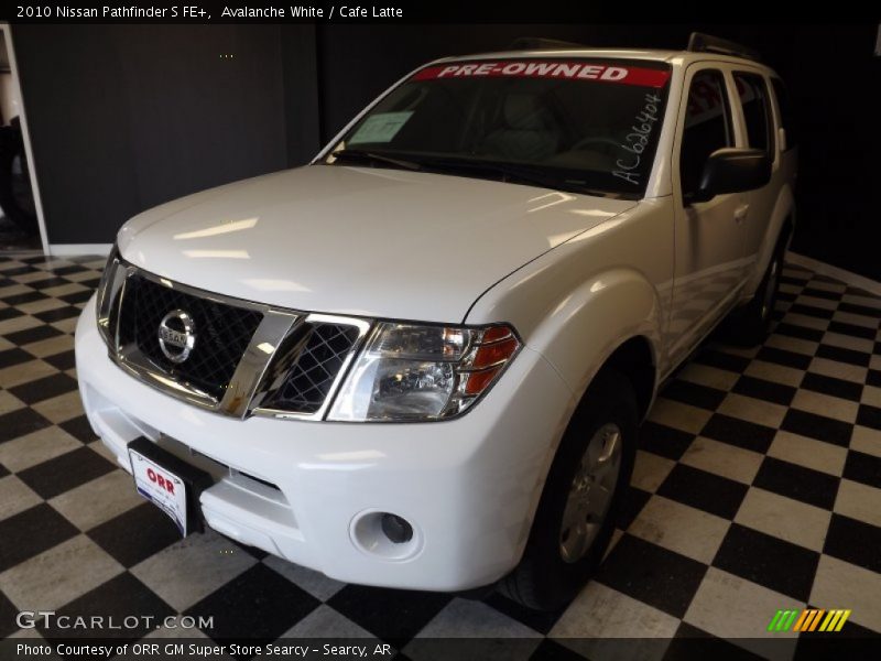 Avalanche White / Cafe Latte 2010 Nissan Pathfinder S FE+