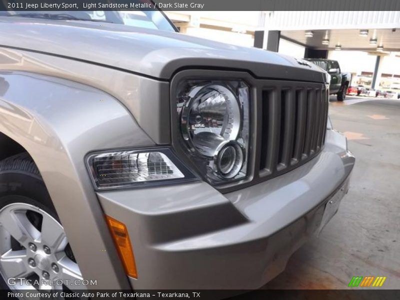 Light Sandstone Metallic / Dark Slate Gray 2011 Jeep Liberty Sport