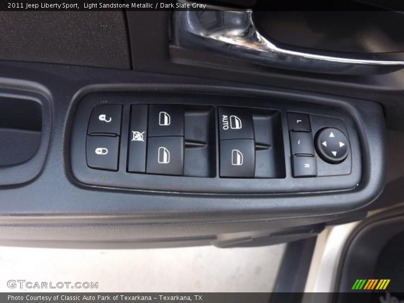 Light Sandstone Metallic / Dark Slate Gray 2011 Jeep Liberty Sport