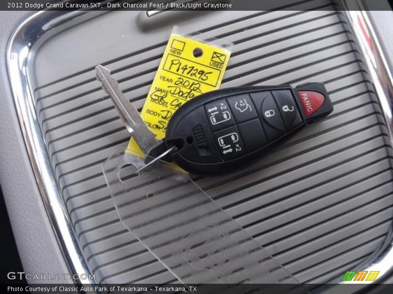 Dark Charcoal Pearl / Black/Light Graystone 2012 Dodge Grand Caravan SXT