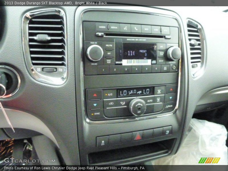 Bright White / Black 2013 Dodge Durango SXT Blacktop AWD