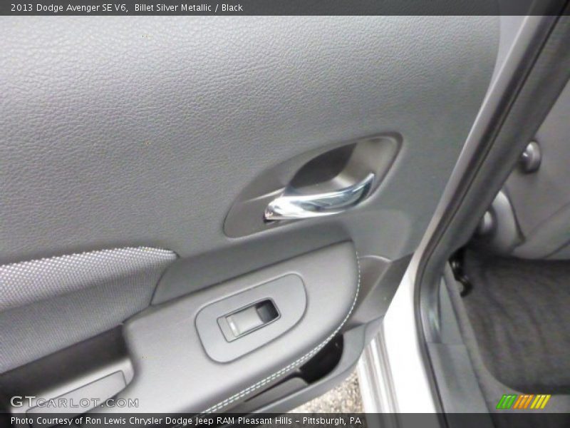 Billet Silver Metallic / Black 2013 Dodge Avenger SE V6
