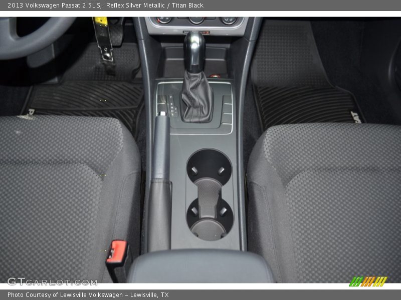 Reflex Silver Metallic / Titan Black 2013 Volkswagen Passat 2.5L S