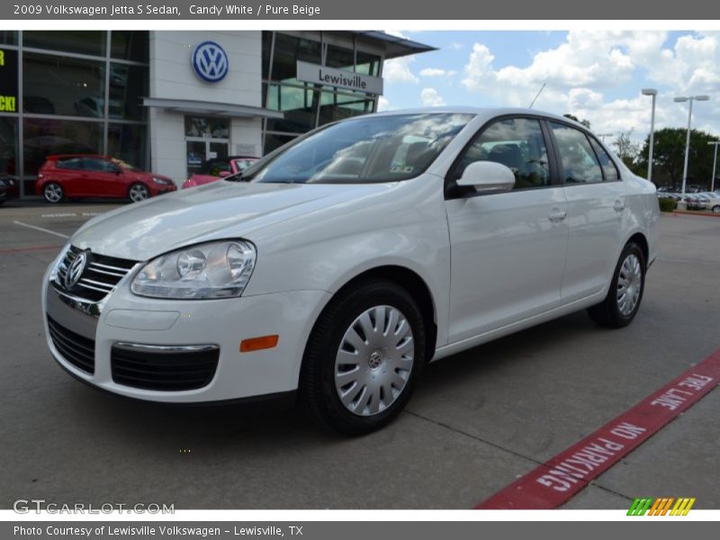 Candy White / Pure Beige 2009 Volkswagen Jetta S Sedan