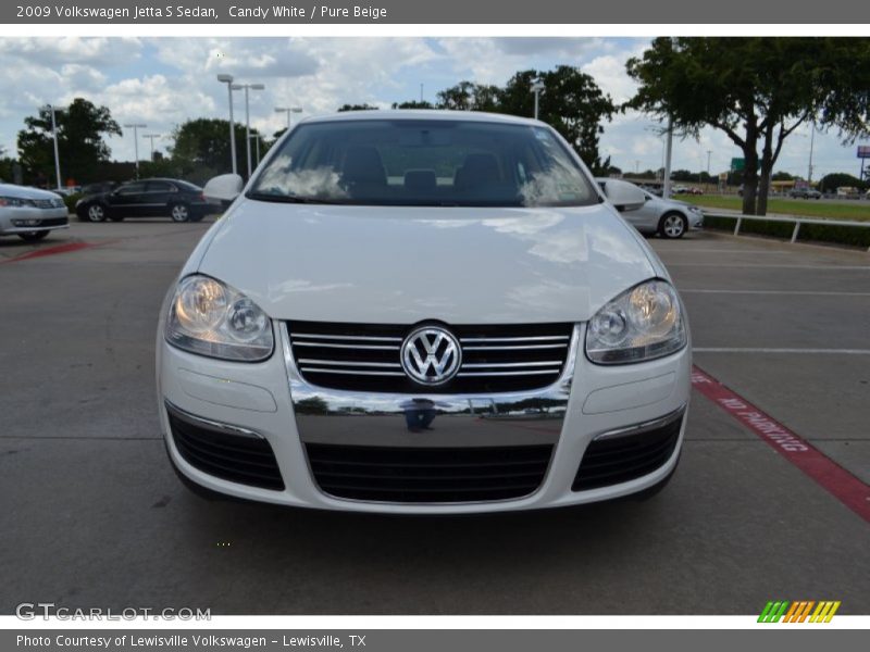 Candy White / Pure Beige 2009 Volkswagen Jetta S Sedan