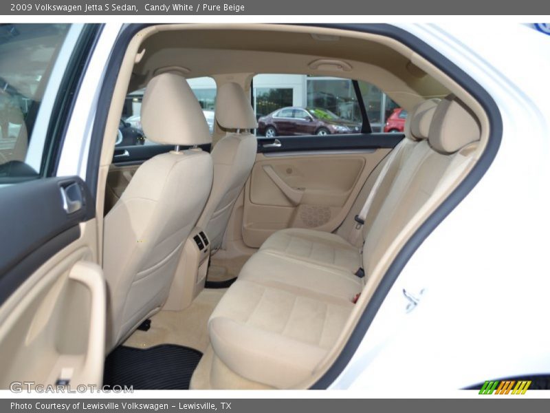 Candy White / Pure Beige 2009 Volkswagen Jetta S Sedan