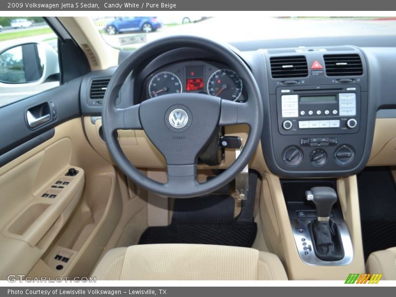 Candy White / Pure Beige 2009 Volkswagen Jetta S Sedan