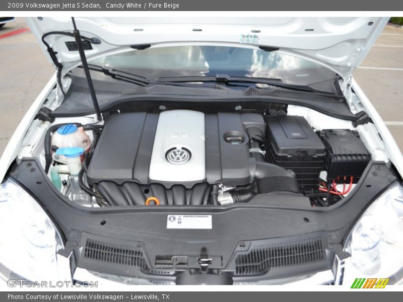 Candy White / Pure Beige 2009 Volkswagen Jetta S Sedan