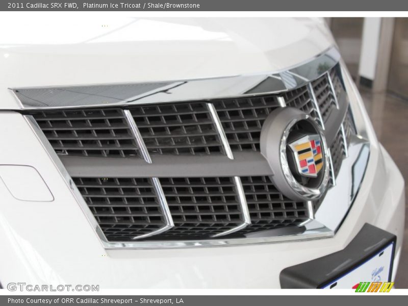 Platinum Ice Tricoat / Shale/Brownstone 2011 Cadillac SRX FWD