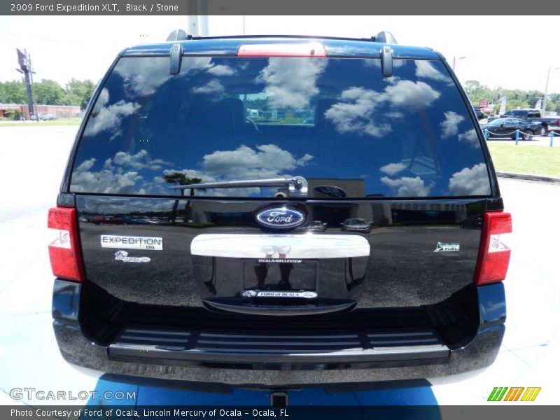 Black / Stone 2009 Ford Expedition XLT