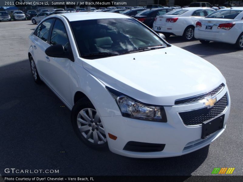 Summit White / Jet Black/Medium Titanium 2011 Chevrolet Cruze LS